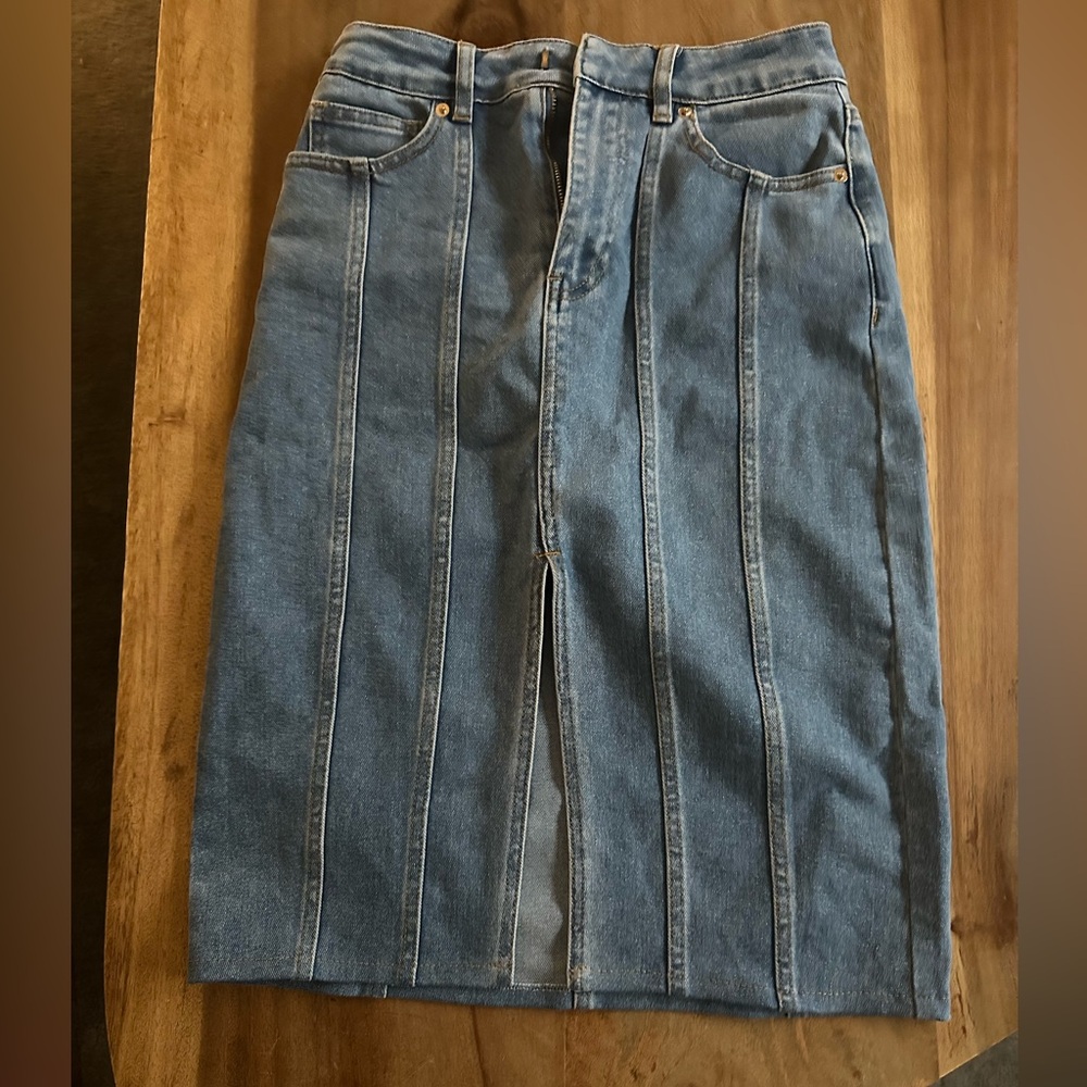 House of Harlow denim skirt
